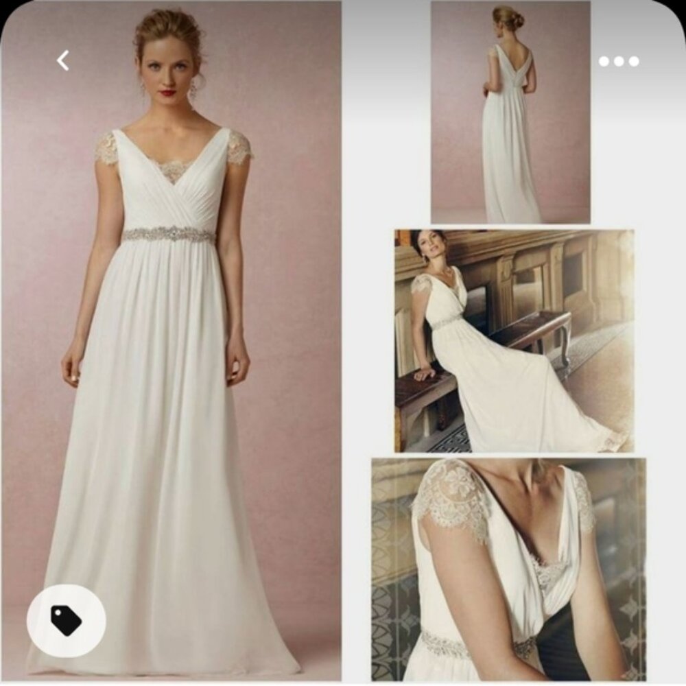 Chic Ivory Lace Wedding Gown